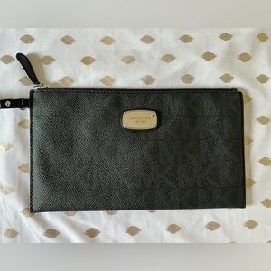 Black Michael Kors wristlet